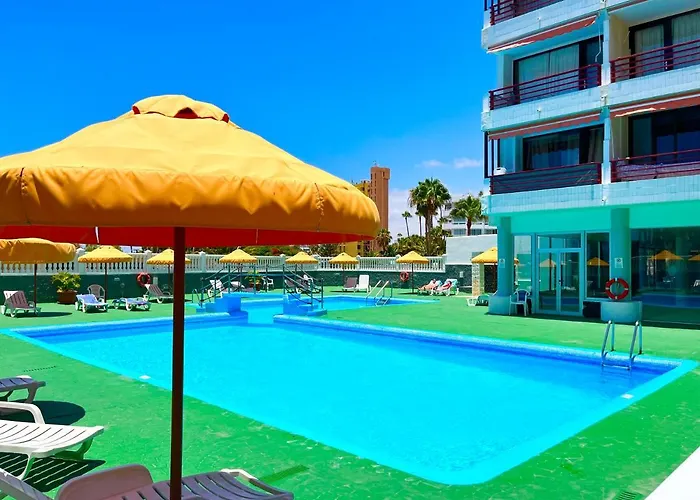 Apartment Miss Flora Olympia *